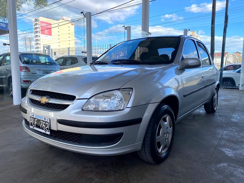 Chevrolet Classic 4 p ls ABS+airbag 1.4N 2015