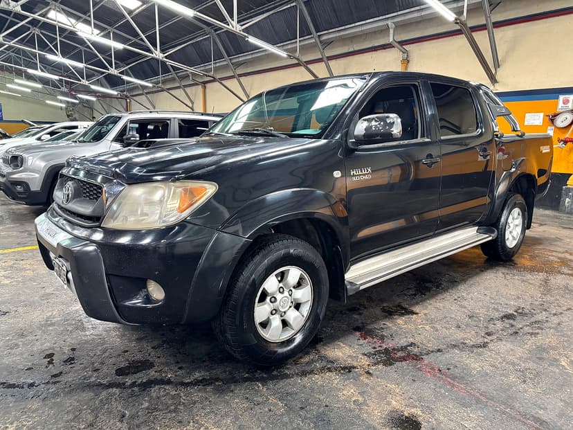 Toyota Hilux Srv 4×2 2006