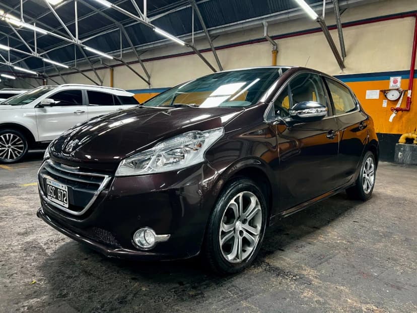 Peugeot 208 feline 1.6 N pack cuir 2015
