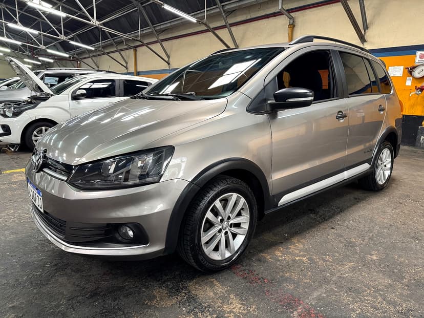 Volkswagen Suran Track 2017