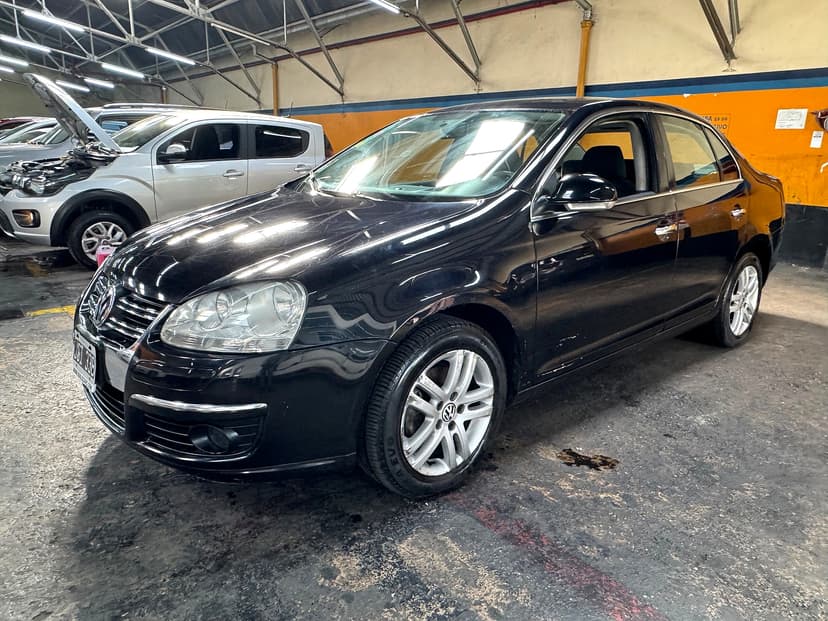 Volkswagen Vento Advance 2010