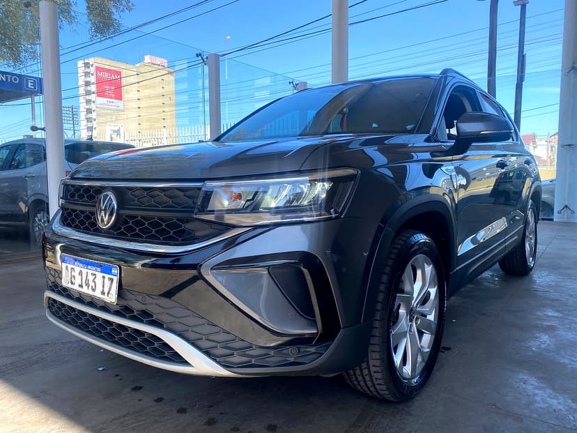 Volkswagen Taos Comfortline 2023