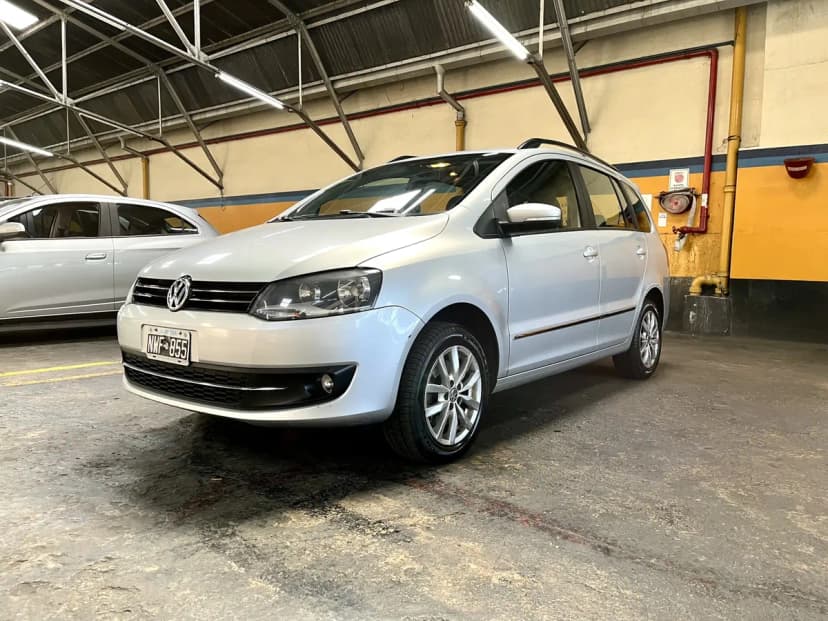 Volkswagen Suran 1.6L 5P 814 2014
