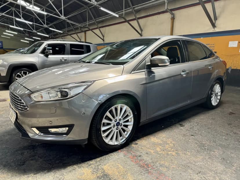 Ford Focus 4P 2.0L n AT titanium 2018
