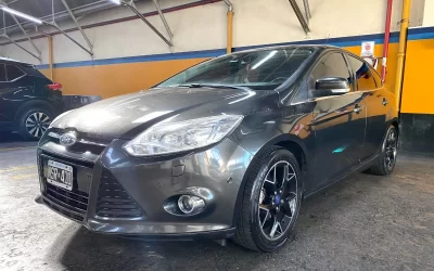 FORD FOCUS 5P 2.0L N AT TITANIUM 2014