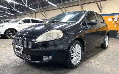 FIAT PUNTO ESSENCE 1.6 16V DUALOGIC 2011