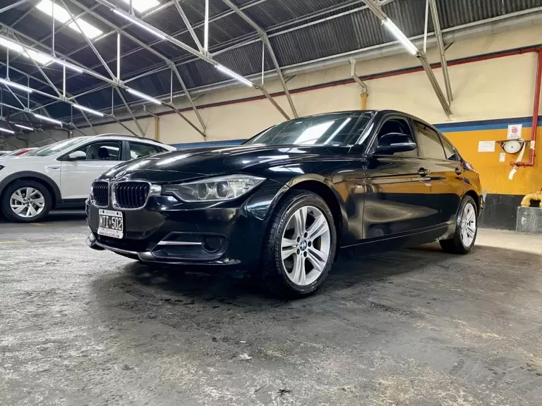 BMW 320 D 2013
