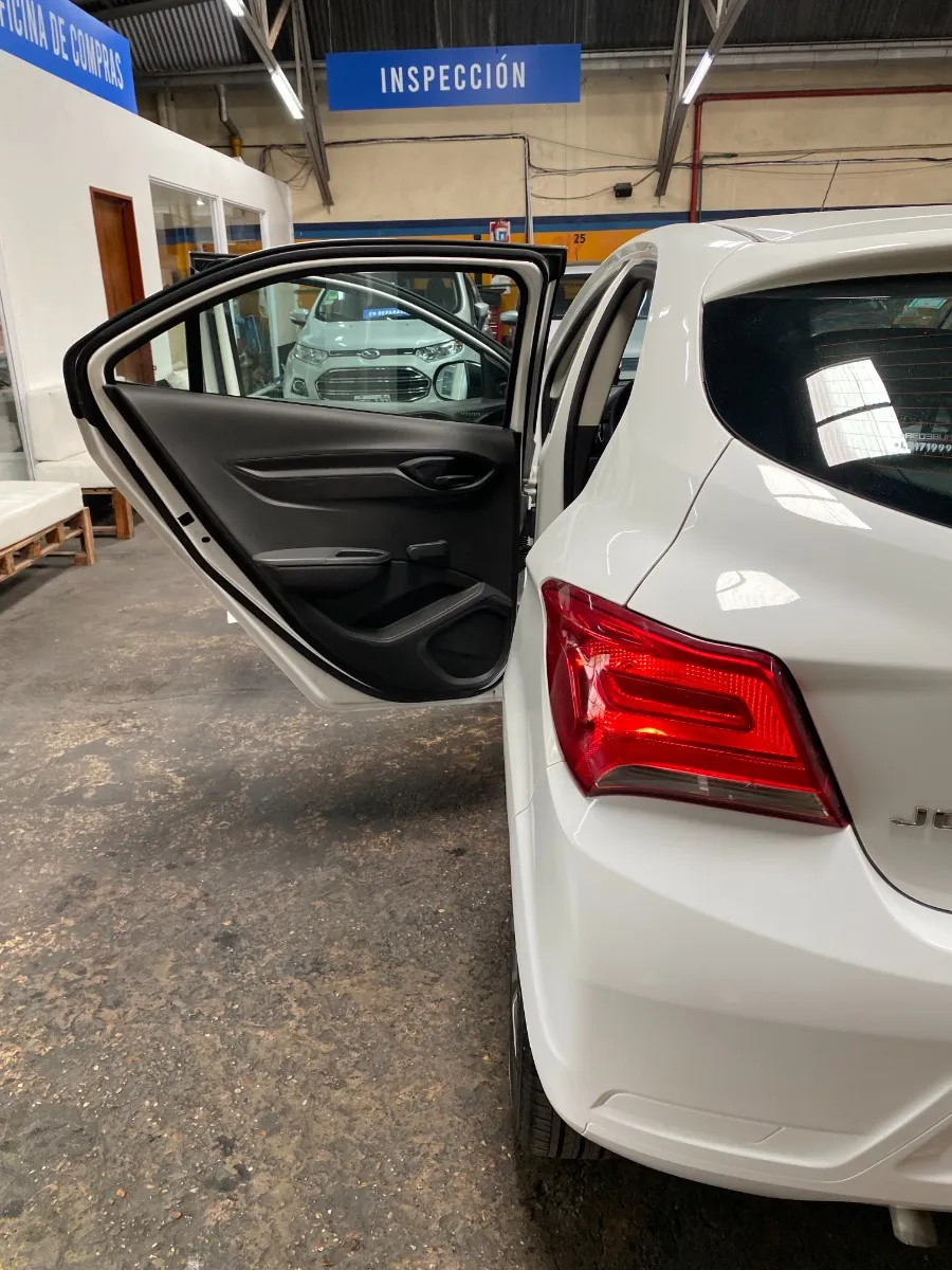 D_NQ_NP_2X_759371-MLA93940554448_102025-F