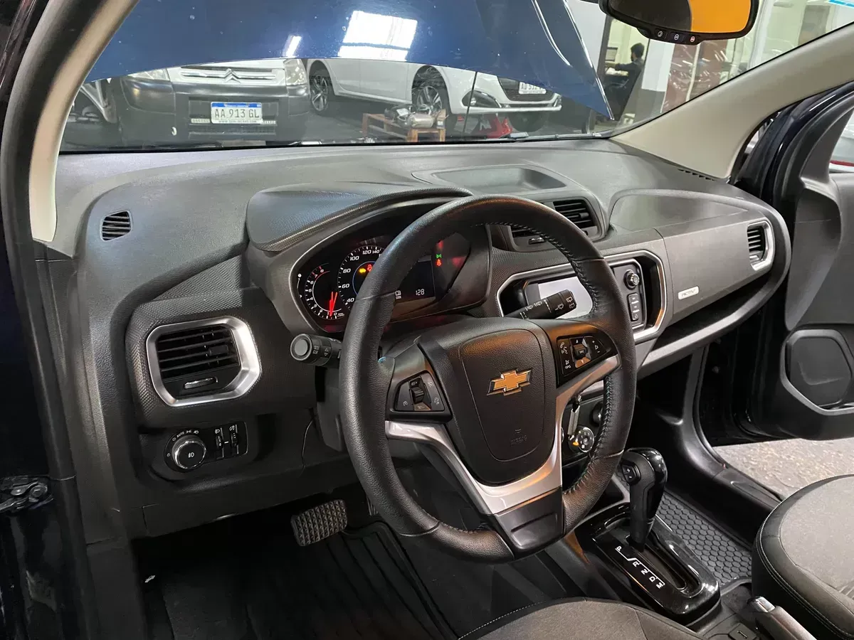 D_NQ_NP_2X_749776-MLA84394939189_052025-F