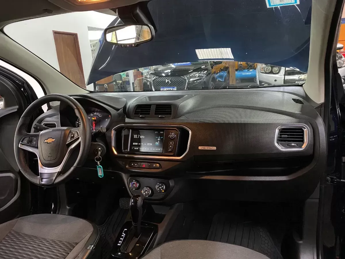 D_NQ_NP_2X_858684-MLA84764898579_052025-F