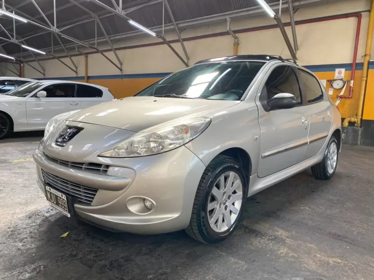 PEUGEOT 207 COMPACT GRIFFE 1.6 SEDAN 5 PUERTAS AÑO 2013