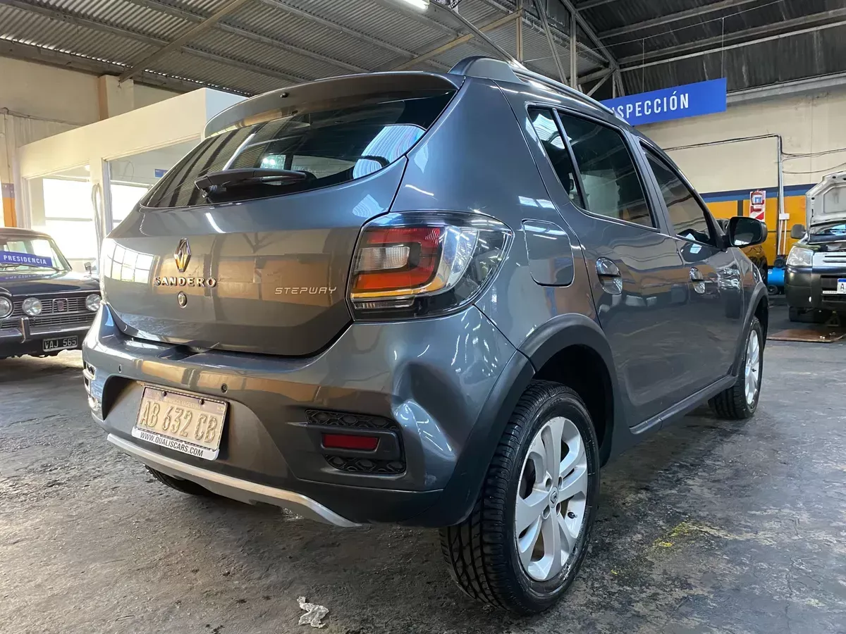 D_NQ_NP_2X_976992-MLA84246995233_042025-F