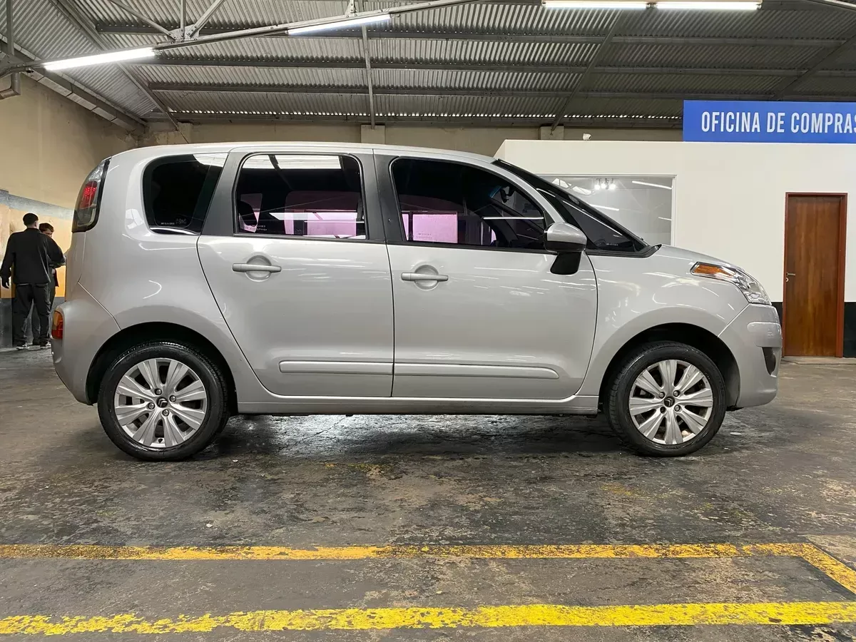 D_NQ_NP_2X_980383-MLA84408468130_052025-F