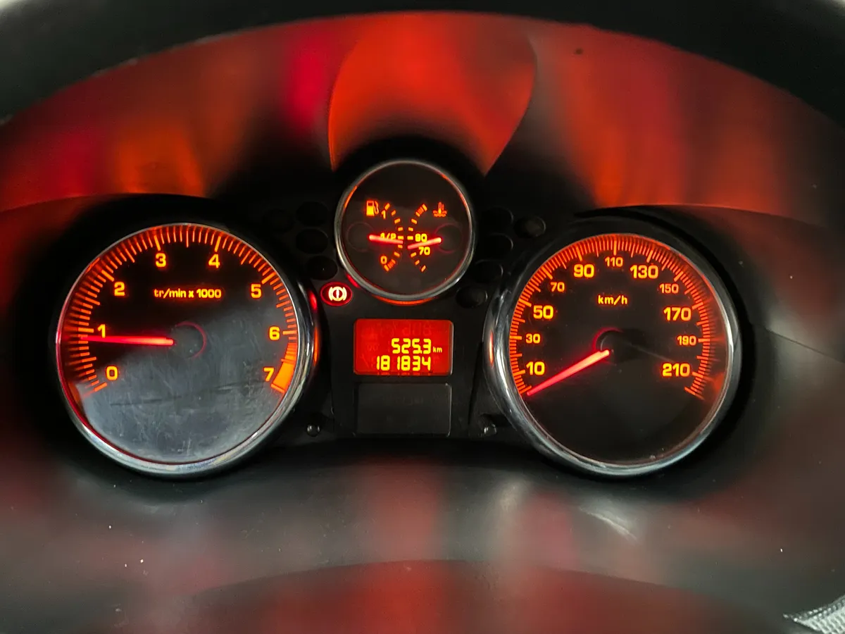 D_NQ_NP_2X_606142-MLA87453256762_072025-F