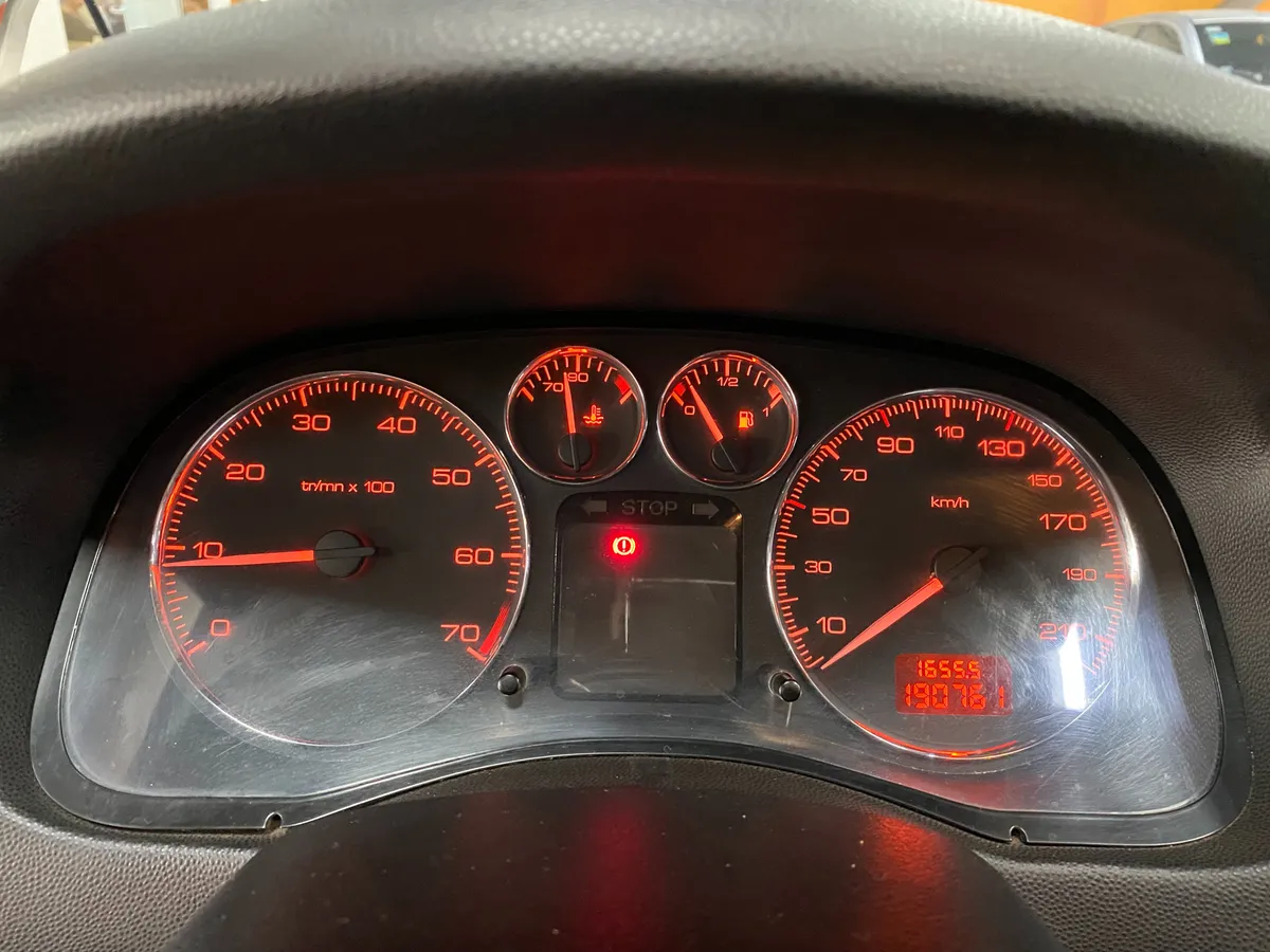 D_NQ_NP_2X_687874-MLA86976360396_072025-F