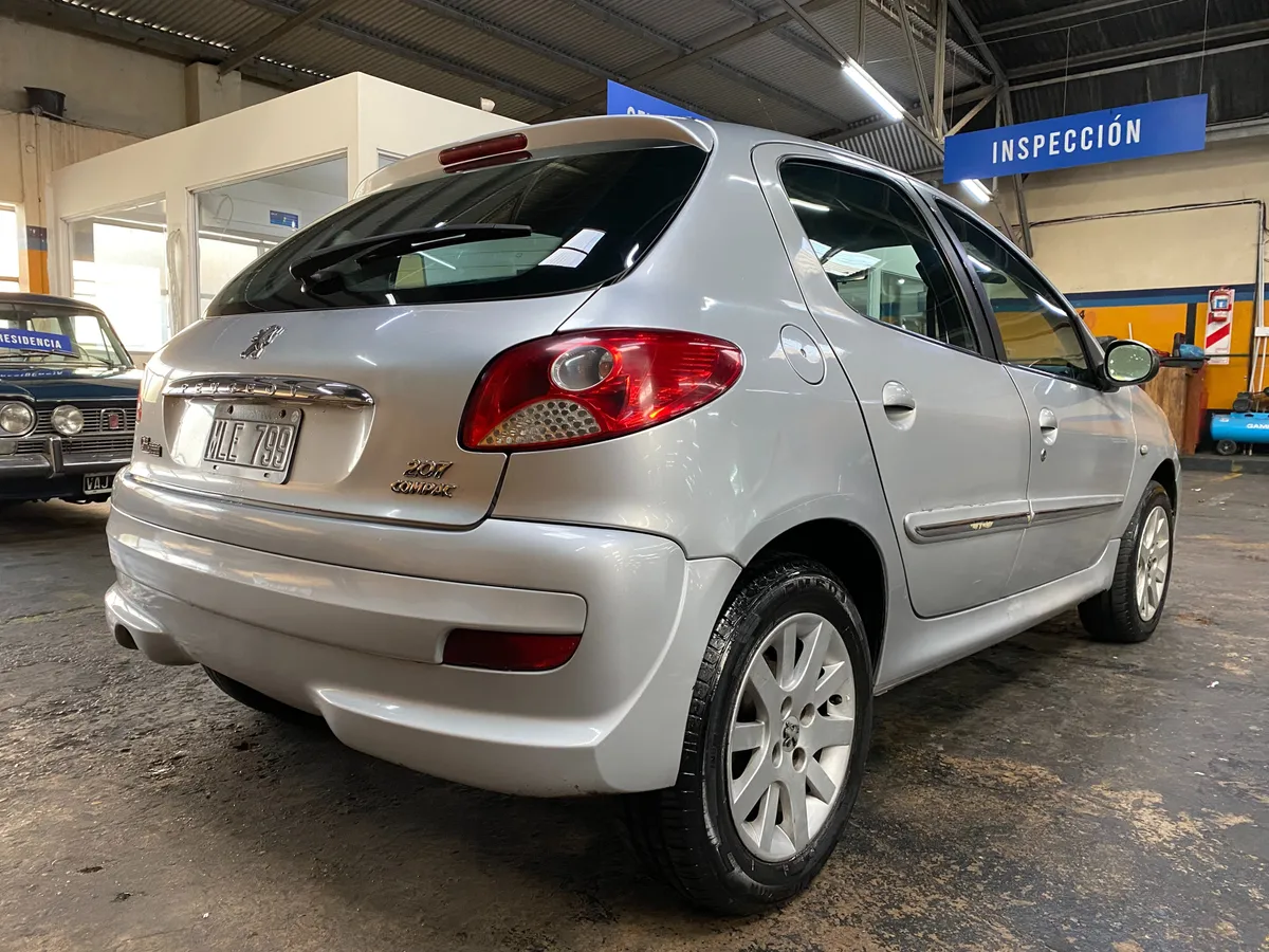 D_NQ_NP_2X_859752-MLA87782861561_072025-F