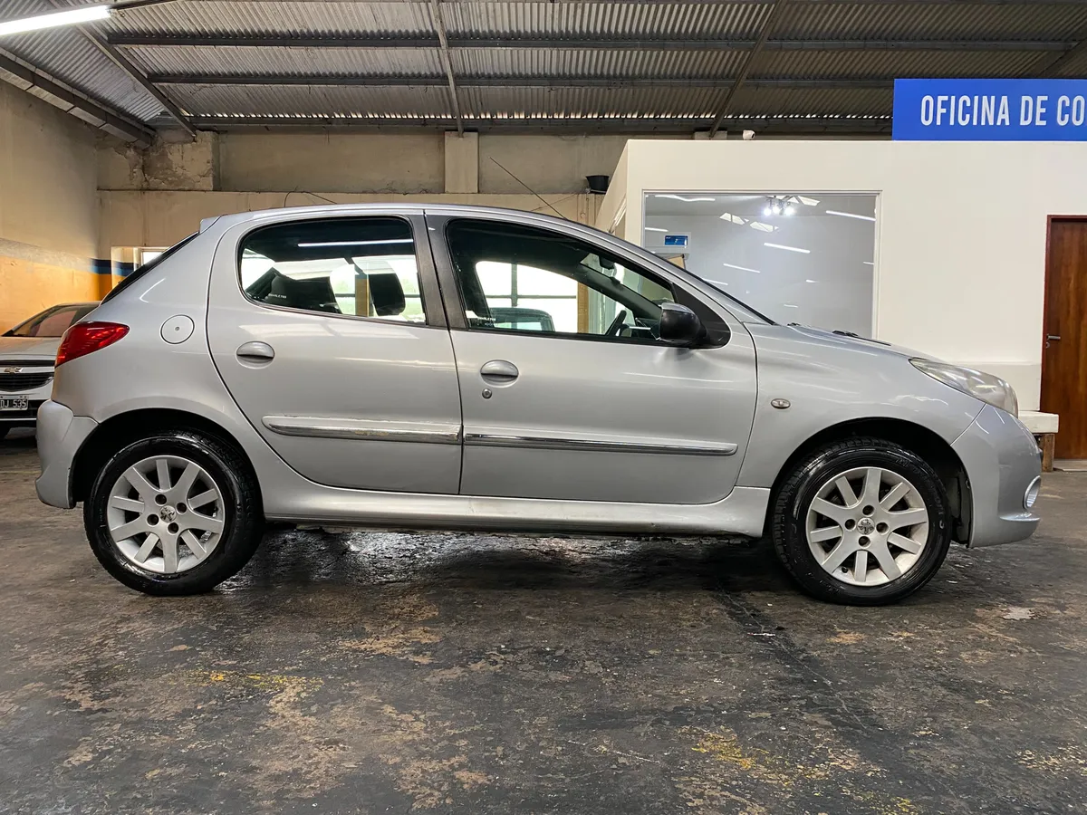 D_NQ_NP_2X_881235-MLA87782861391_072025-F