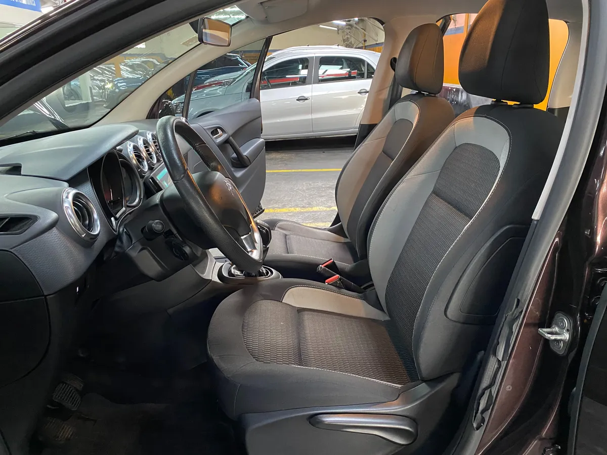 D_NQ_NP_2X_935740-MLA88240323742_072025-F