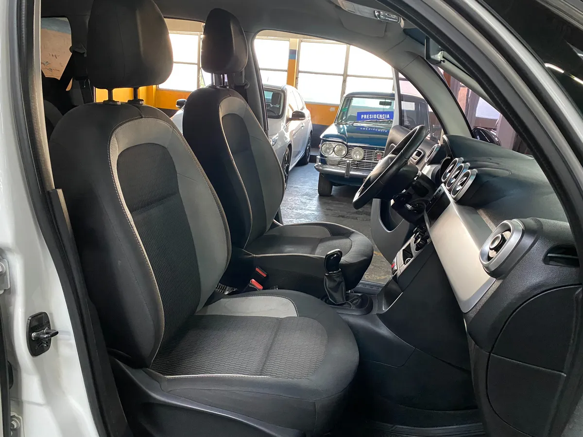 D_NQ_NP_2X_607356-MLA89520841684_082025-F