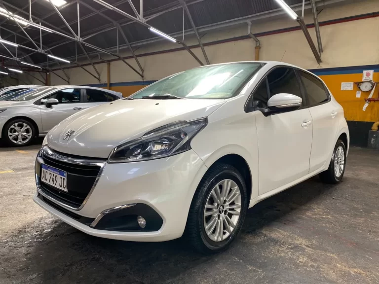 PEUGEOT 208 ALLURE 1.6 2018
