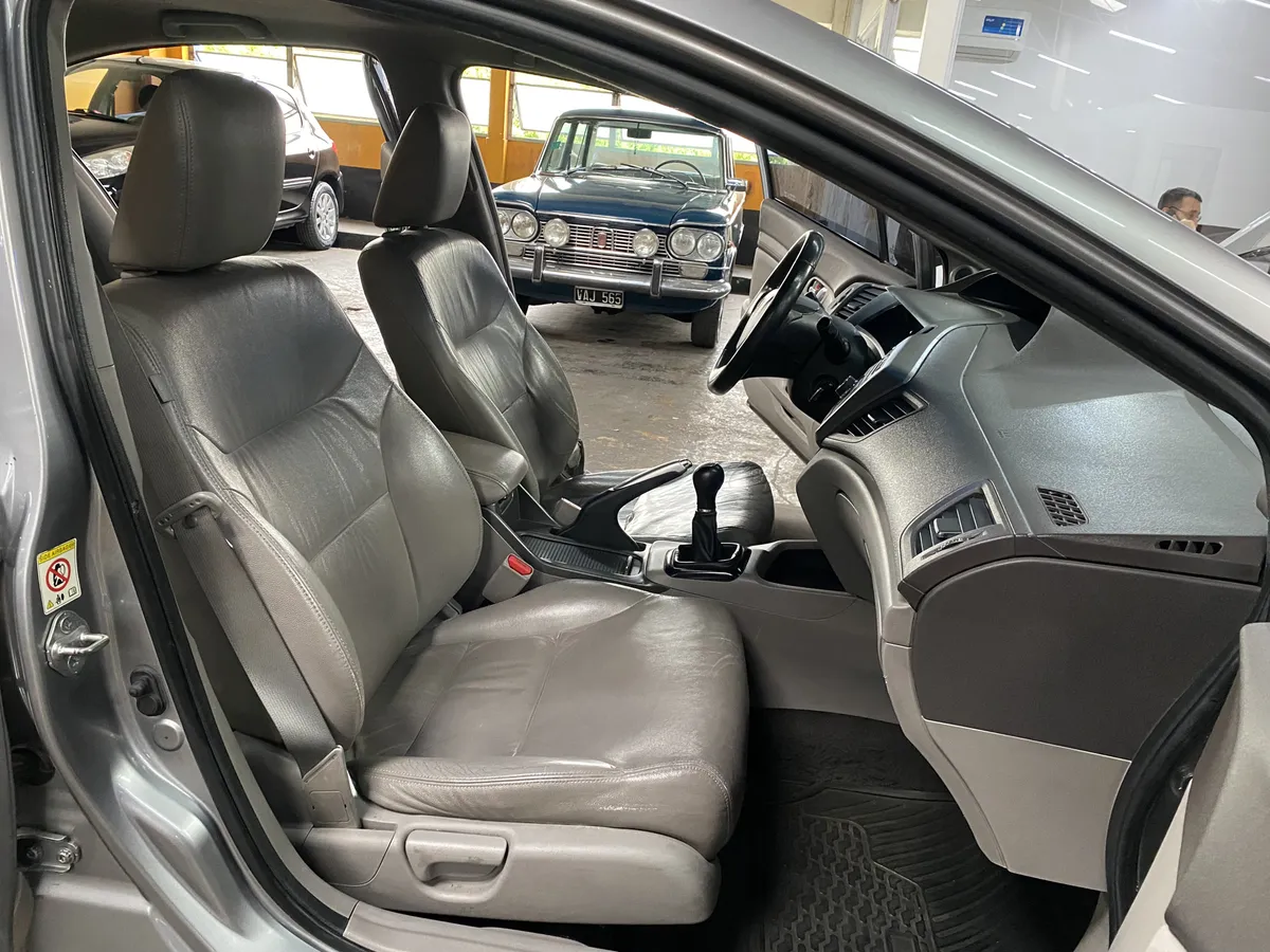 D_NQ_NP_2X_647115-MLA96062875063_102025-F