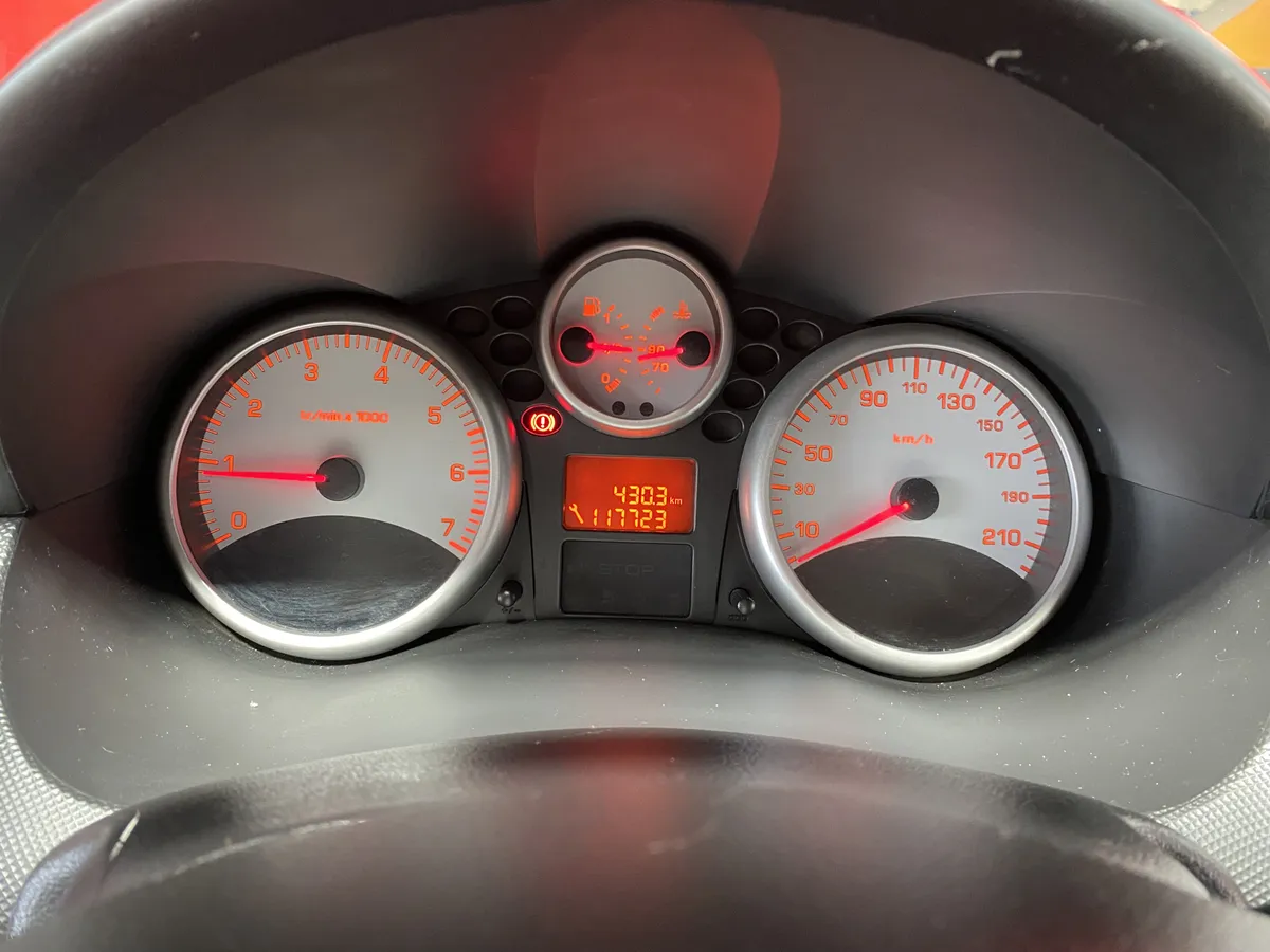 D_NQ_NP_2X_678394-MLA93946513922_102025-F