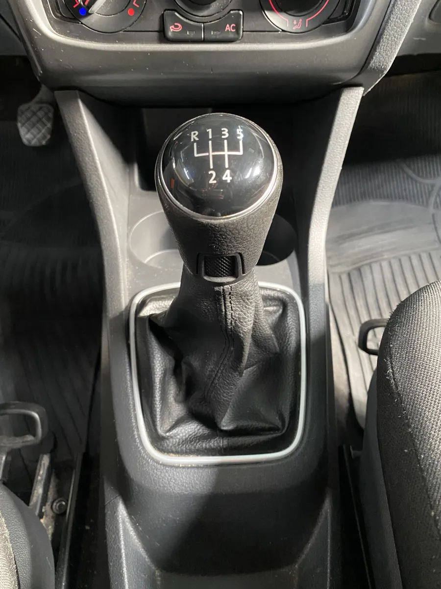 D_NQ_NP_2X_680805-MLA95349796911_102025-F