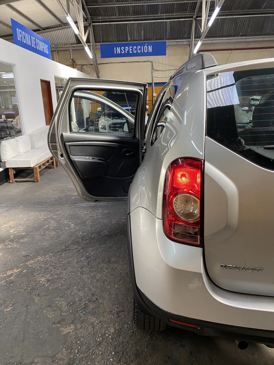 D_NQ_NP_2X_880027-MLA95390295842_102025-F