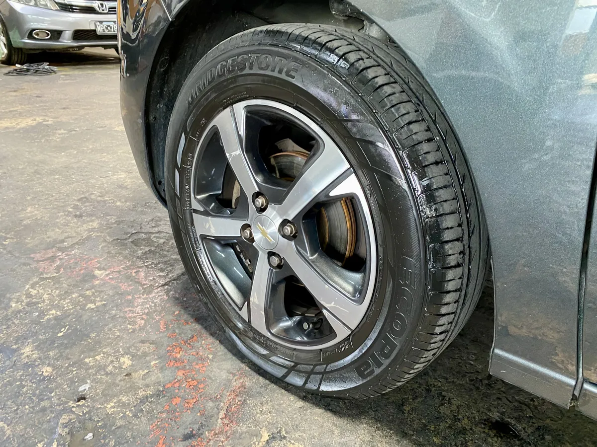 D_NQ_NP_2X_882648-MLA96406730800_102025-F