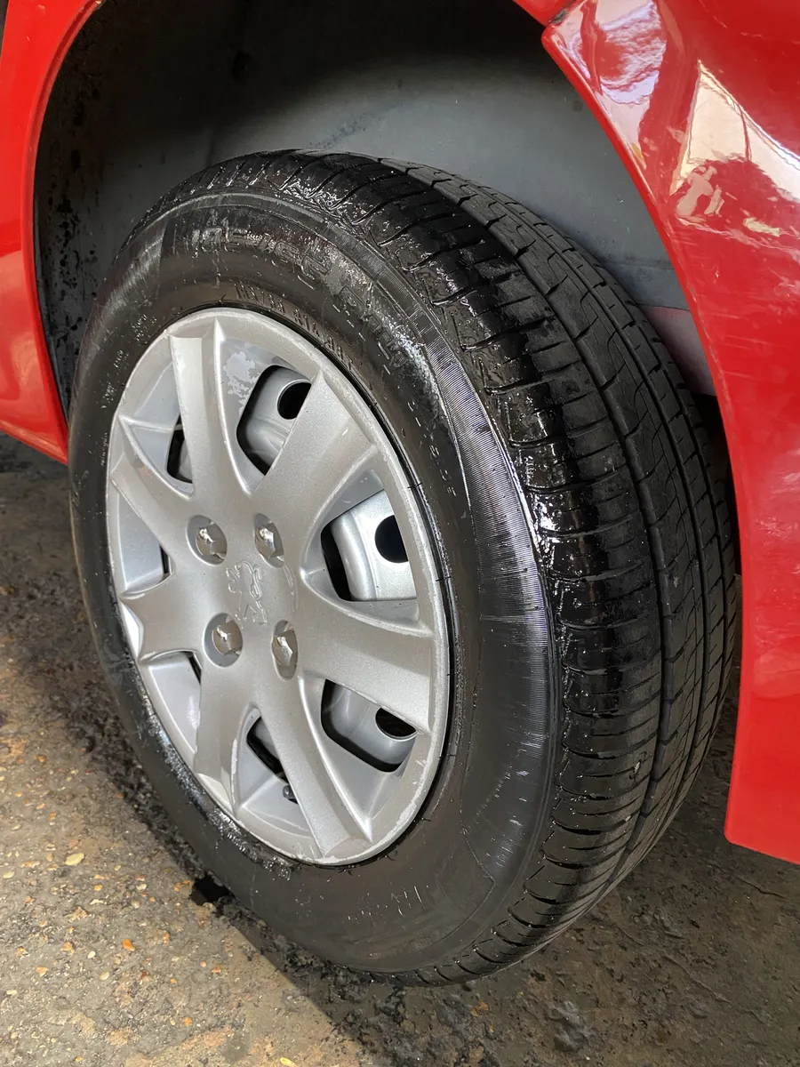 D_NQ_NP_2X_949201-MLA93947305748_102025-F