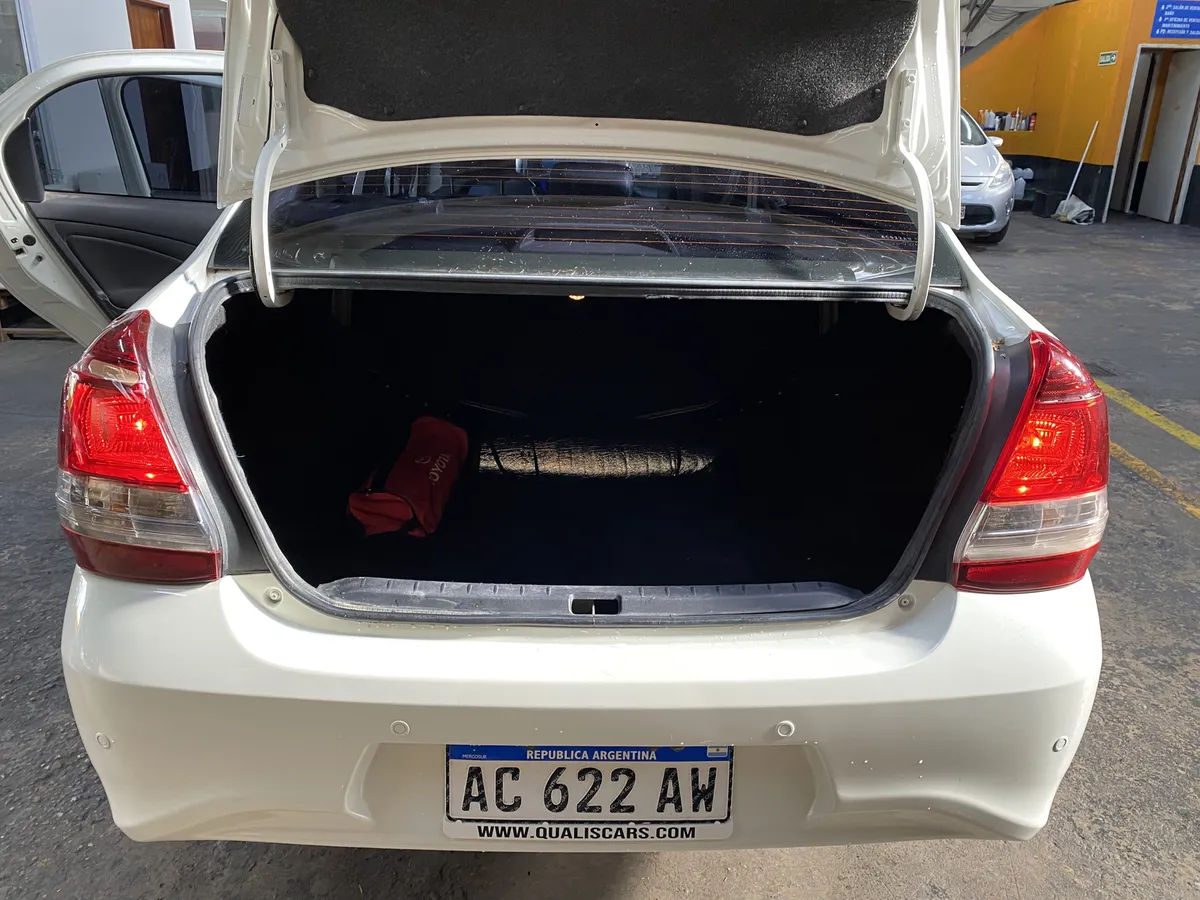 D_NQ_NP_2X_964871-MLA95387114704_102025-F