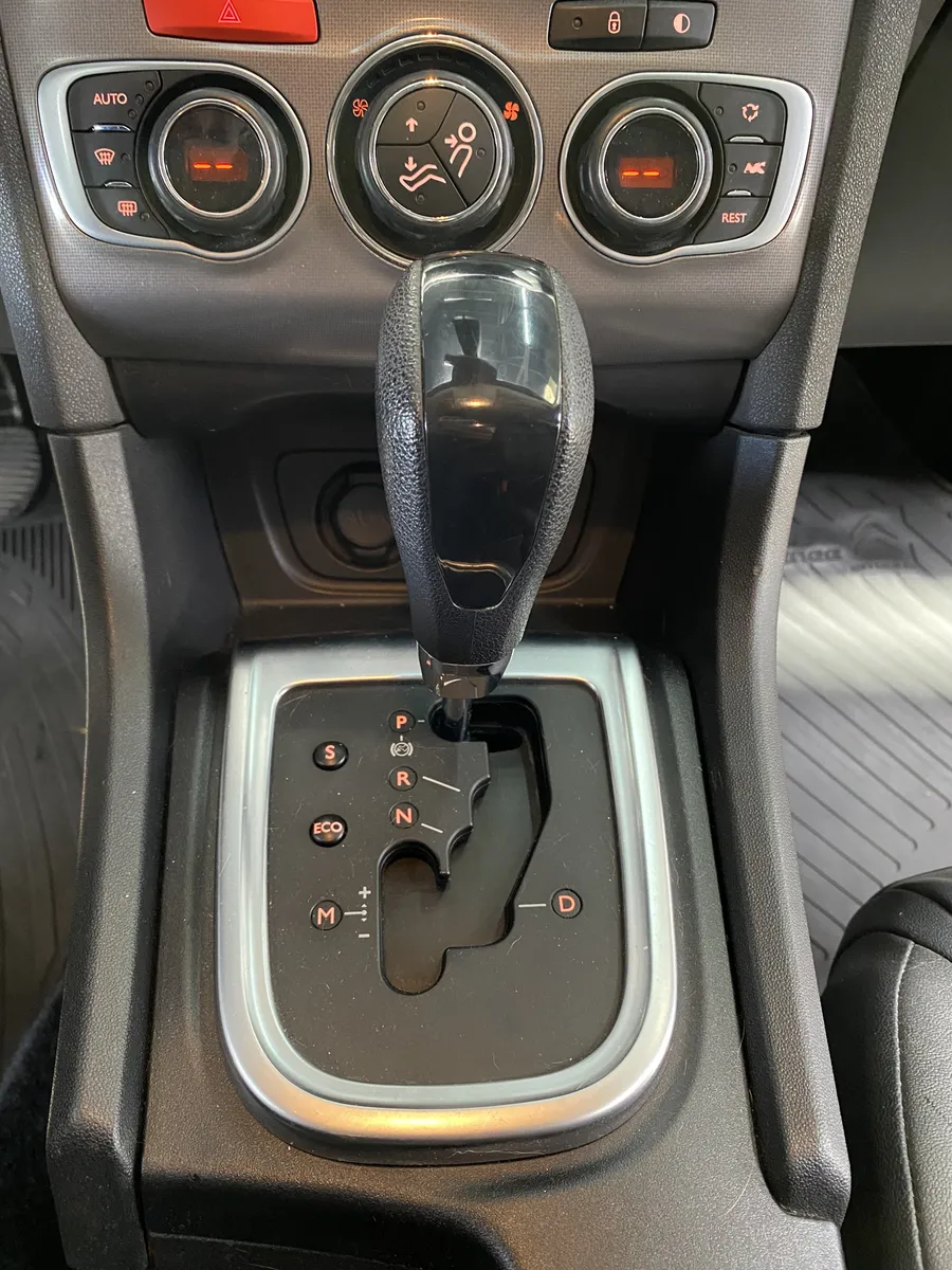 D_NQ_NP_2X_976444-MLA96645775531_102025-F