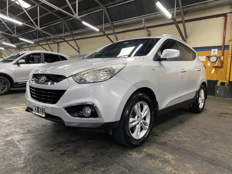 HYUNDAI TUCSON 2WD 2.0 2013