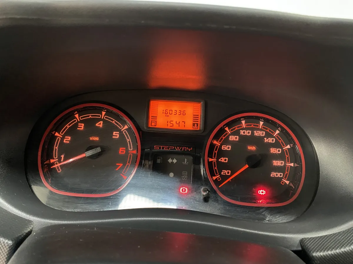 D_NQ_NP_2X_624737-MLA97355940003_112025-F