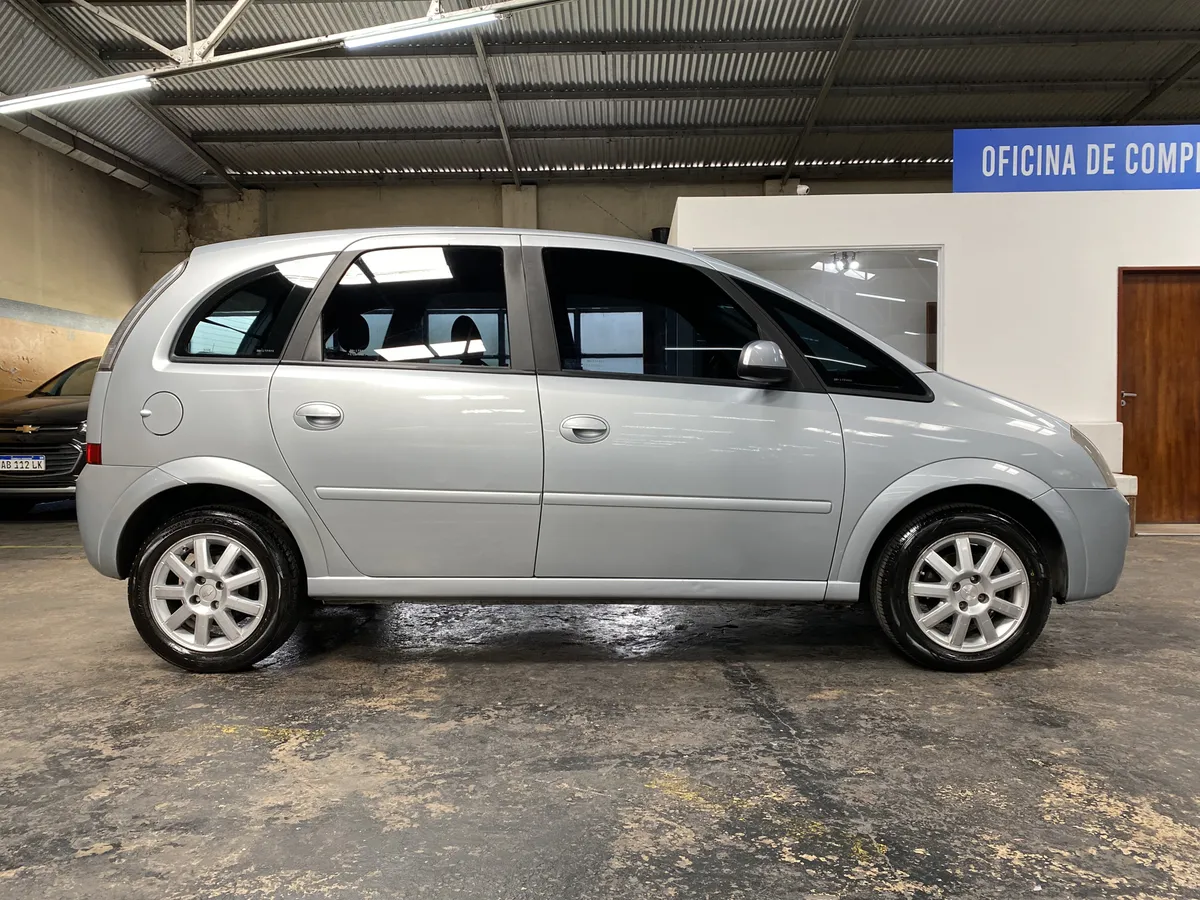 D_NQ_NP_2X_688303-MLA99230822171_112025-F