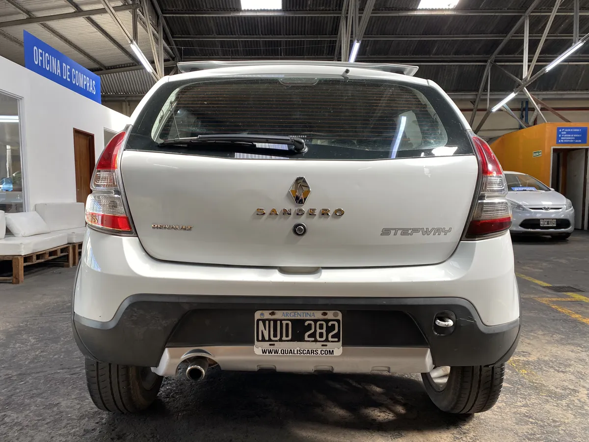 D_NQ_NP_2X_700030-MLA97355851281_112025-F