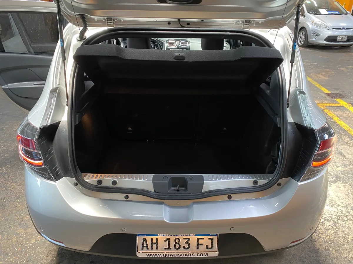 D_NQ_NP_2X_773223-MLA100857680161_122025-F