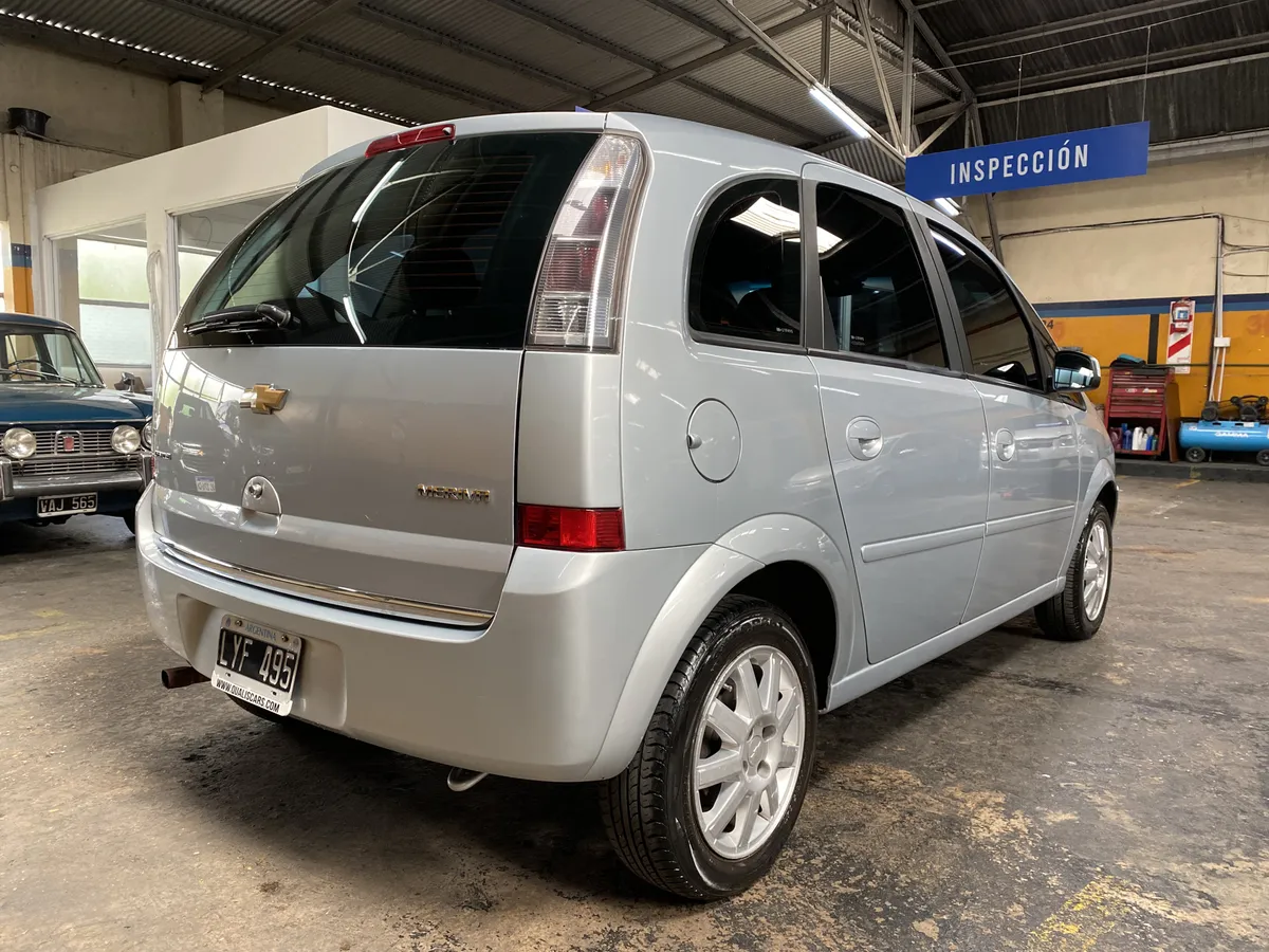 D_NQ_NP_2X_936628-MLA98752572252_112025-F