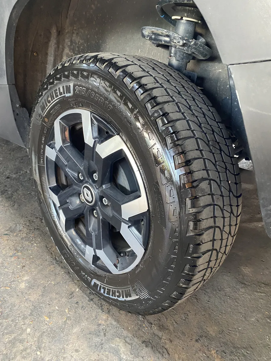 D_NQ_NP_2X_716833-MLA102503122458_122025-F