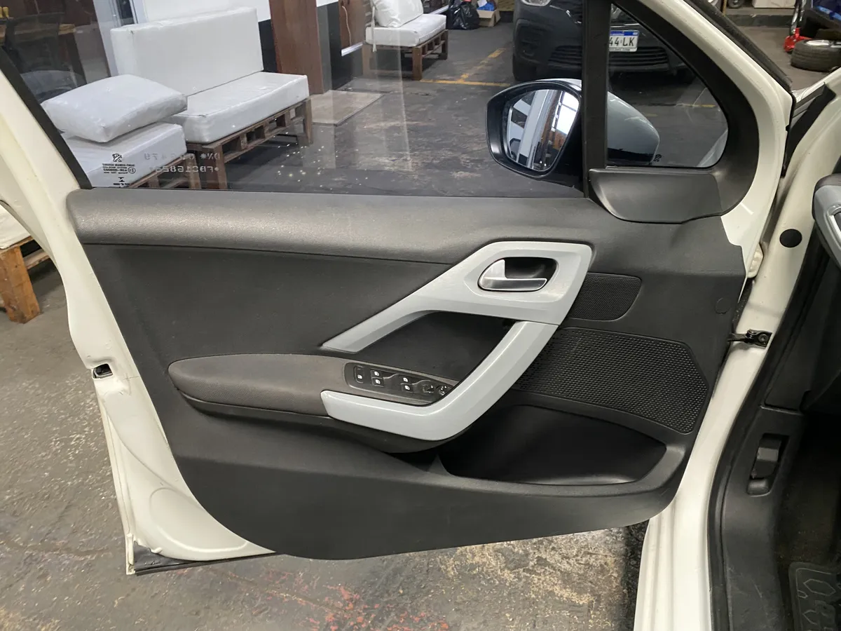 D_NQ_NP_2X_717940-MLA102193977177_122025-F