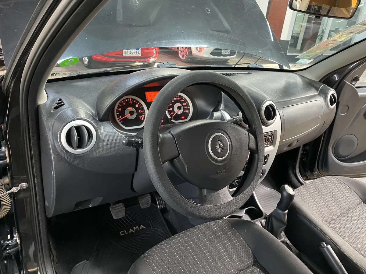 D_NQ_NP_2X_774662-MLA102775782187_122025-F