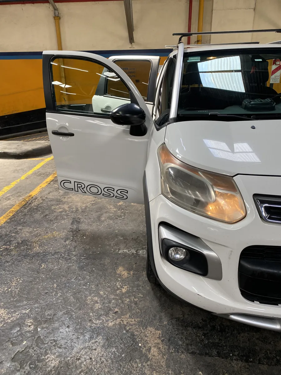 D_NQ_NP_2X_889364-MLA102753865884_122025-F