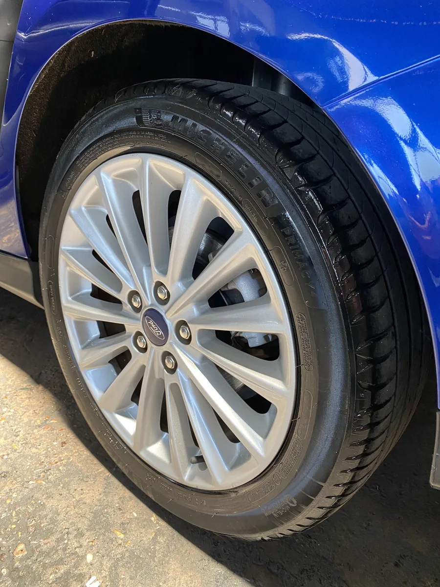 D_NQ_NP_2X_955885-MLA101409357372_122025-F