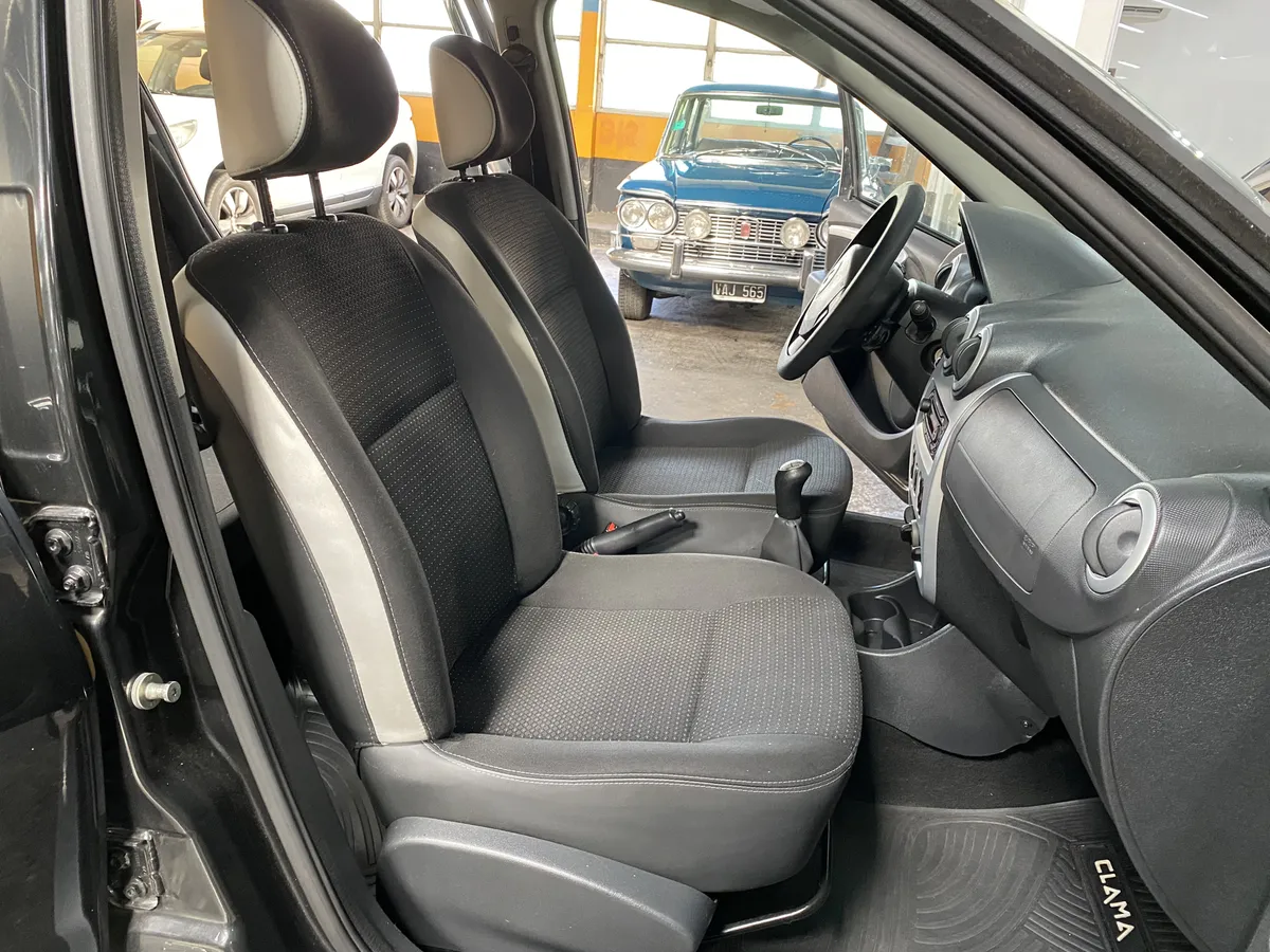 D_NQ_NP_2X_992897-MLA102268276528_122025-F