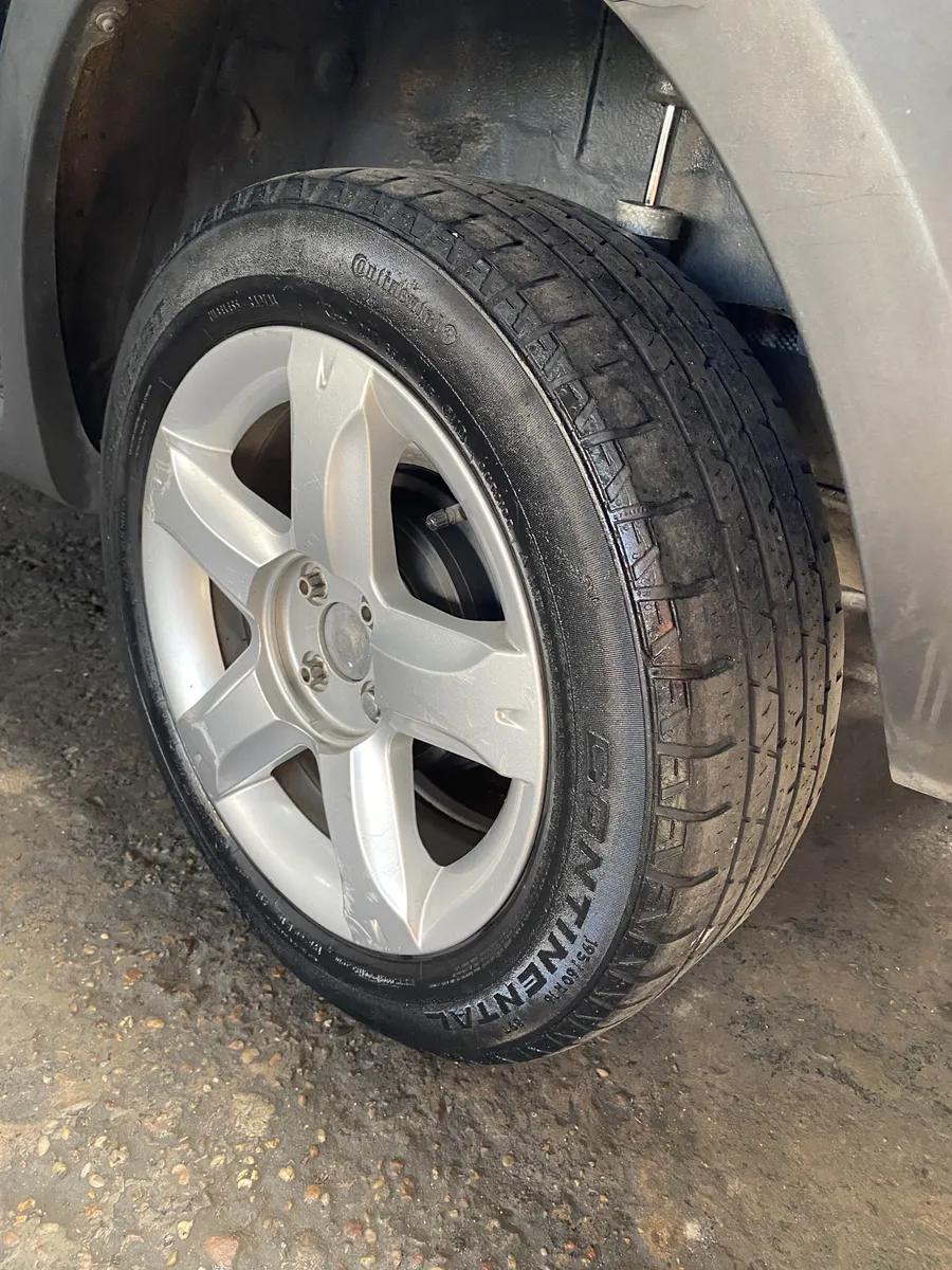 D_NQ_NP_2X_998350-MLA102268276458_122025-F