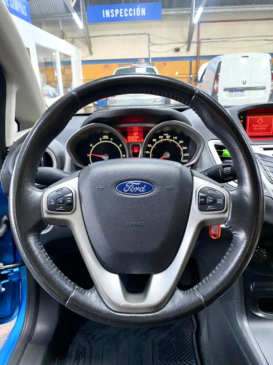 D_NQ_NP_2X_747363-MLA110569835123_042026-F