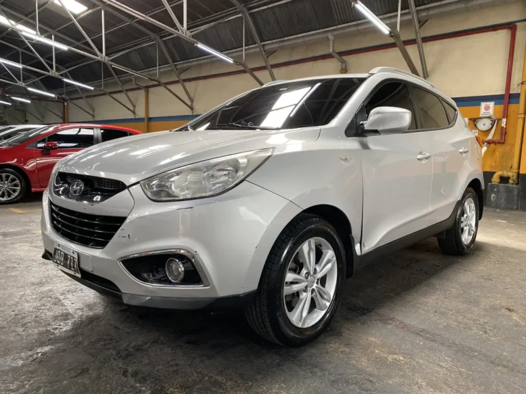 HYUNDAI TUCSON 2WD 2.0 2011