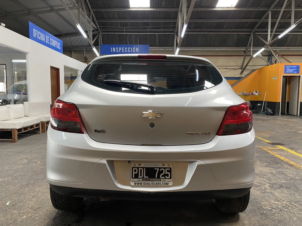 D_NQ_NP_2X_982460-MLA104121036830_012026-F