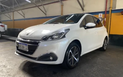 PEUGEOT 208 FELINE 1.6 2017