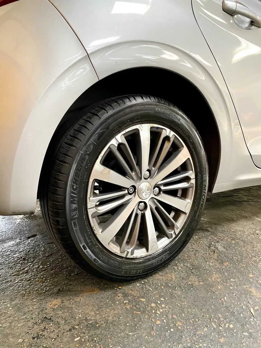 D_NQ_NP_2X_699841-MLA109685444691_032026-F